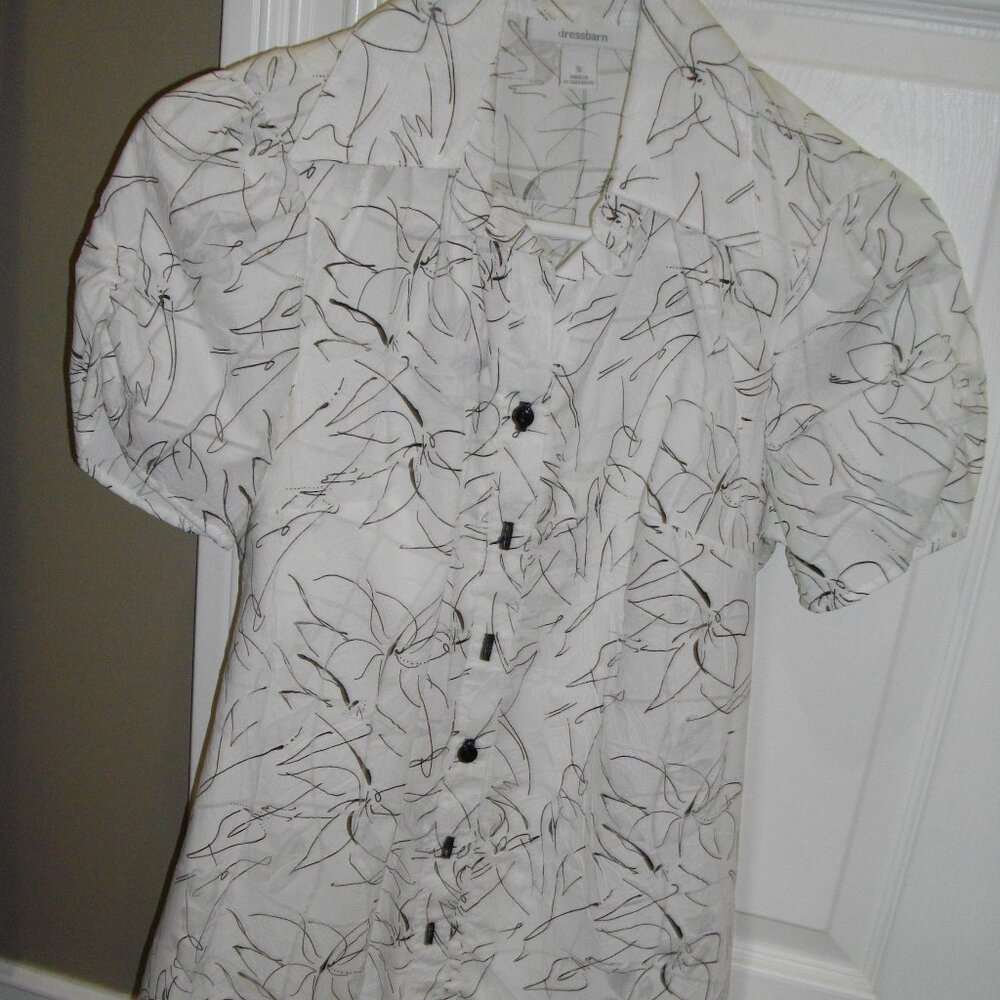 Dress barn tie back short sleeved blouse